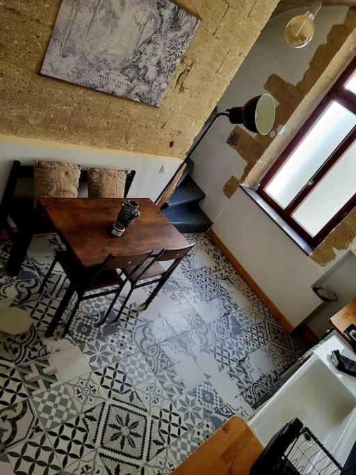 Apartament T2 Duplex "Chez Evelyne" Remoulins Zewnętrze zdjęcie