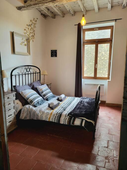 Apartament T2 Duplex "Chez Evelyne" Remoulins Zewnętrze zdjęcie